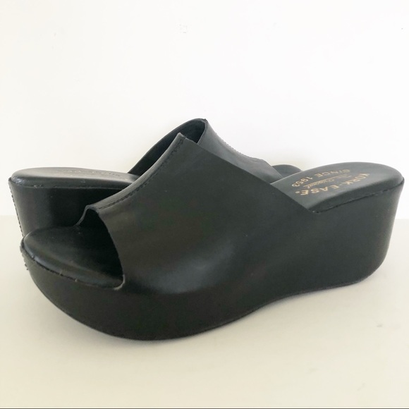 kork ease greer black